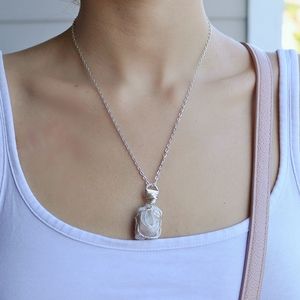 Crystal jewelry necklace